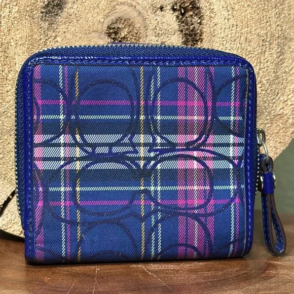 COACH Signature Tartan Snap Wallet - Picture 2 of 16